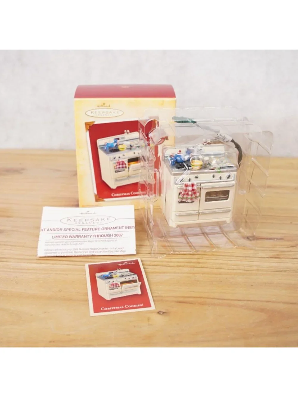 Rare Hallmark Christmas Cookies 2004 Keepsake Ornament Magic Motion NIB